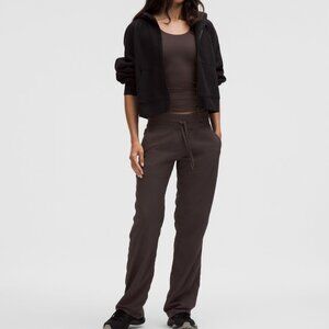 Dance Studio Mid-Rise Pant Regular